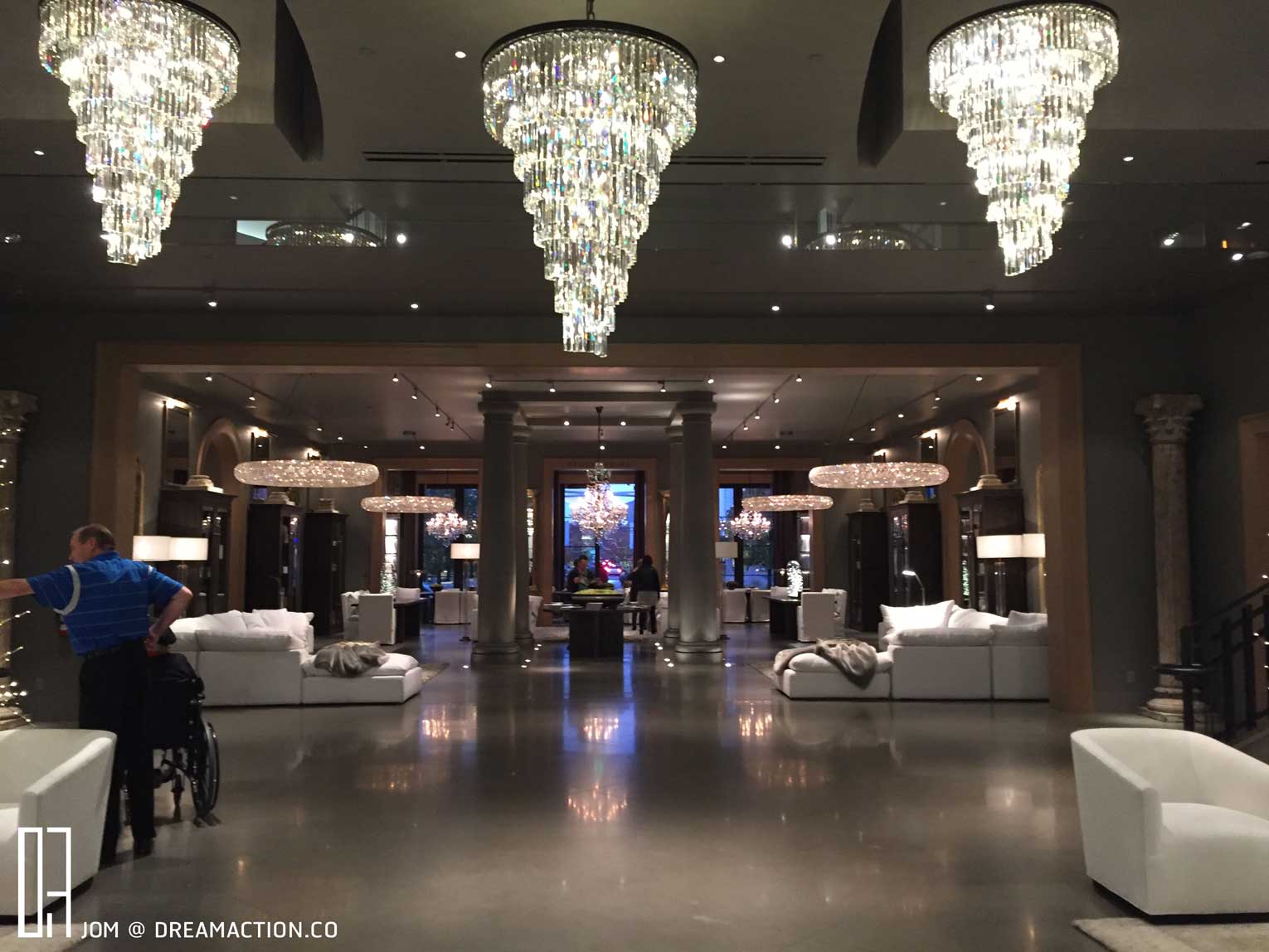 เฟอร์นิเจอร์ วินเทจ Restoration Hardware 1