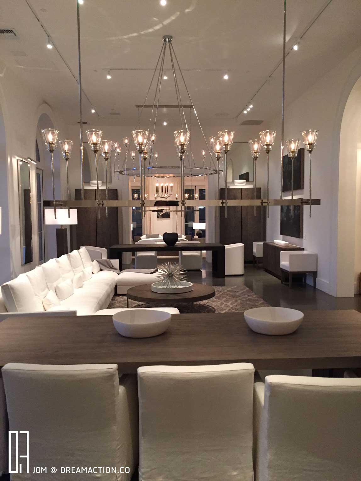 เฟอร์นิเจอร์ โมเดิร์น Restoration Hardware 2
