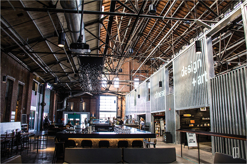 สถาปัตยกรรมพลิกแหล่งอุตสาหกรรม ให้เป็นย่าน Hangout มัน ๆ ที่ RINO Art District, Denver